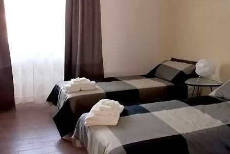 Guest house By Me *